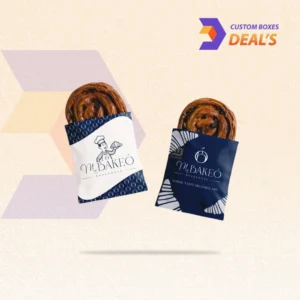 Branded cardboard cookie sleeves for professional product display and takeaway orders