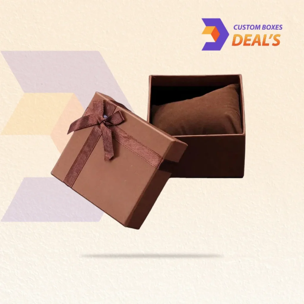 Standard size gift boxes with classic designs for versatile gift packaging and product presentation.